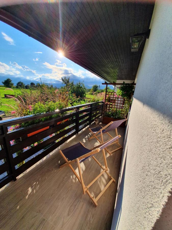 Honey Apartments Zirovnica Exterior foto